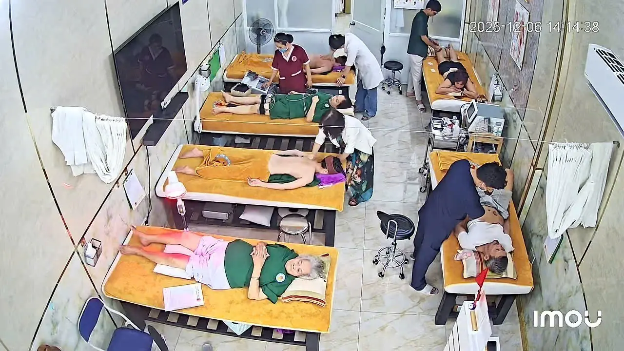 Đau Thắt Lưng Khi C&uacute;i Người V&agrave; Đứng L&ecirc;n: Nguy&ecirc;n Nh&acirc;n Do Đ&acirc;u?