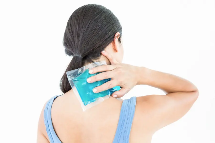 Ngồi M&aacute;y T&iacute;nh Nhiều Bị Đau Cổ Vai G&aacute;y: L&agrave;m Sao Để Giảm Kh&oacute; Chịu?